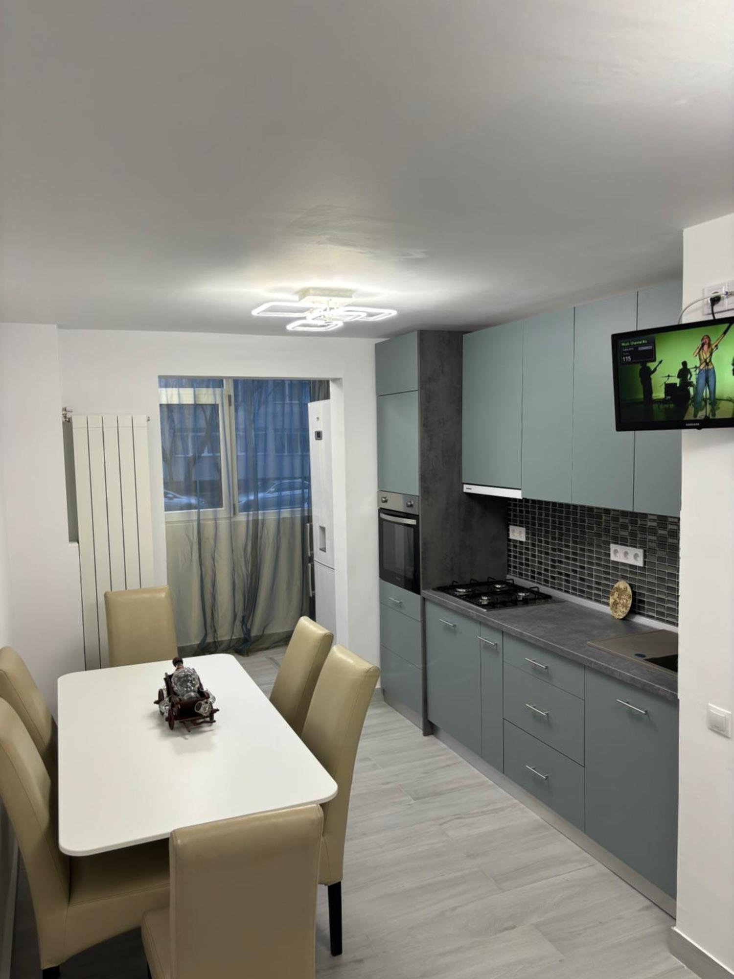 3 Camere Decomandat Bucharest Luaran gambar