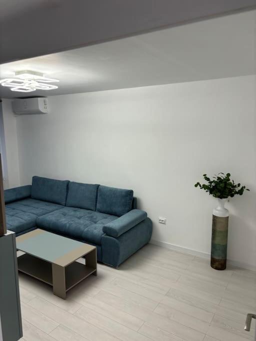 3 Camere Decomandat Bucharest Luaran gambar
