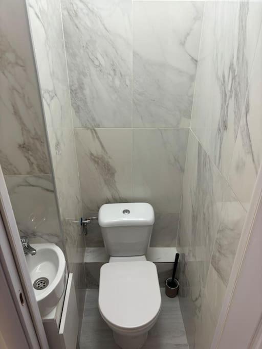 3 Camere Decomandat Bucharest Luaran gambar